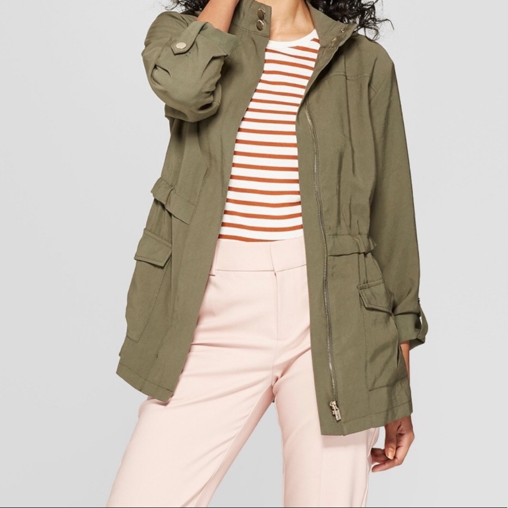 Long sleeve army green utility jacket